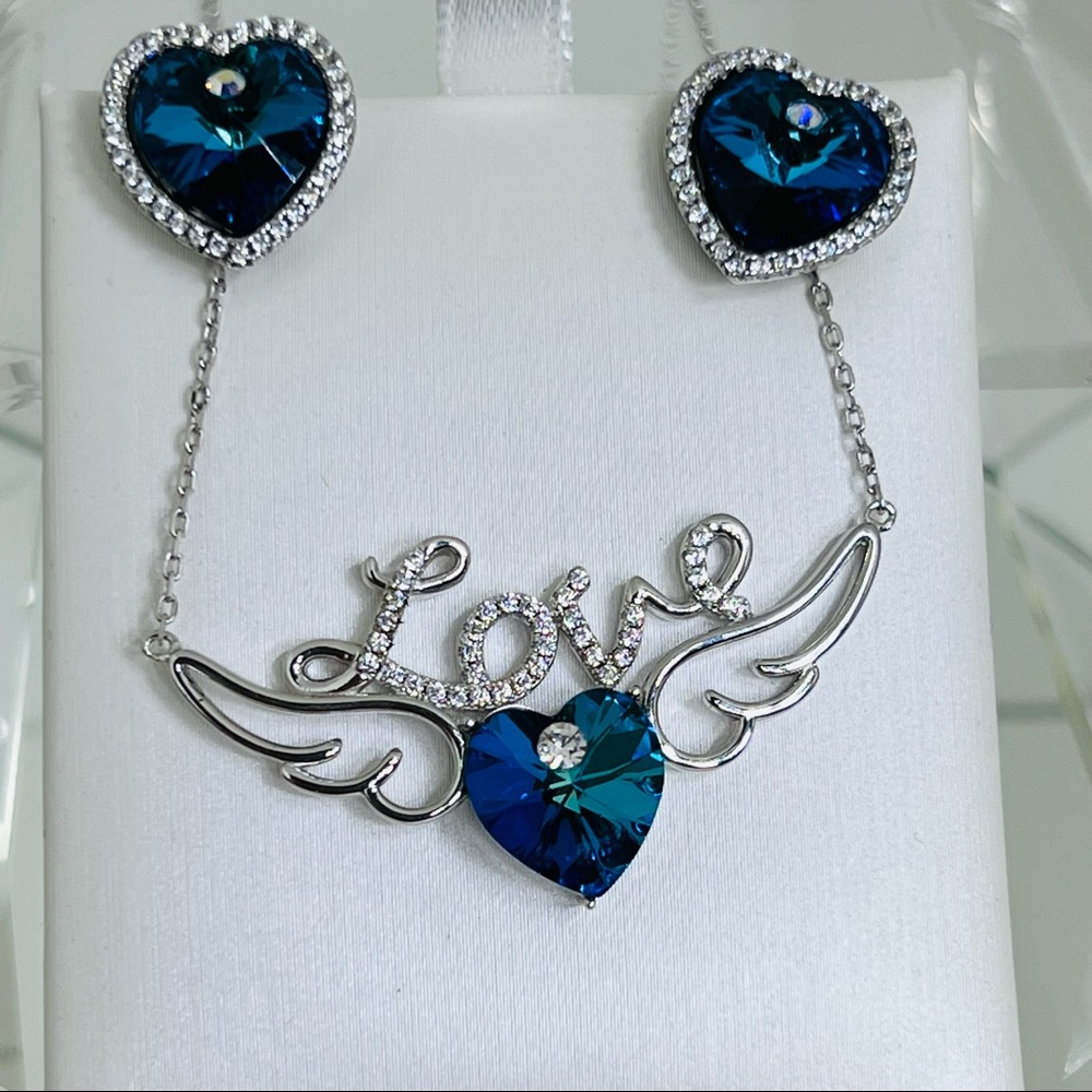 Sterling Silver Love Heart Jewelery Set.